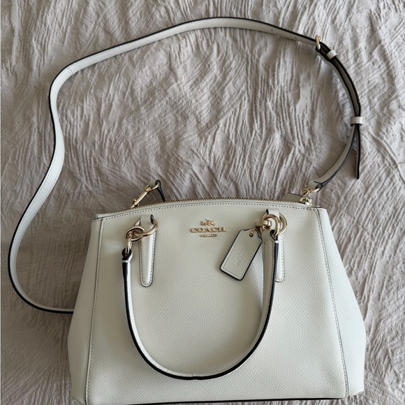 Coach White Leather Shoulder Bag with Gold Accents